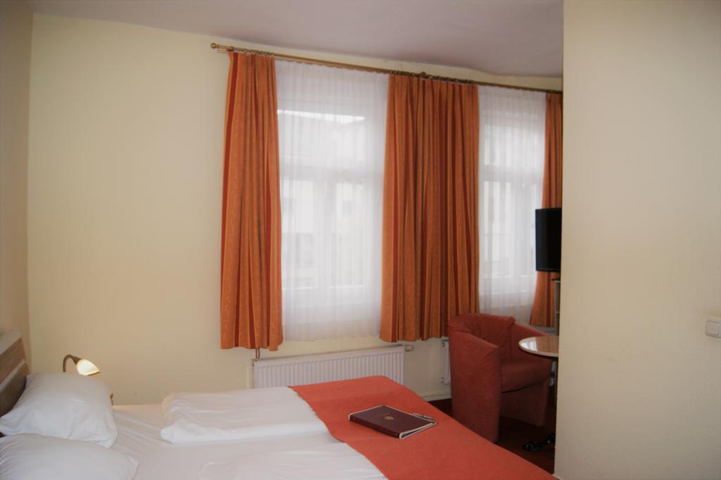 Pension am Dom Erfurt Bagian luar foto